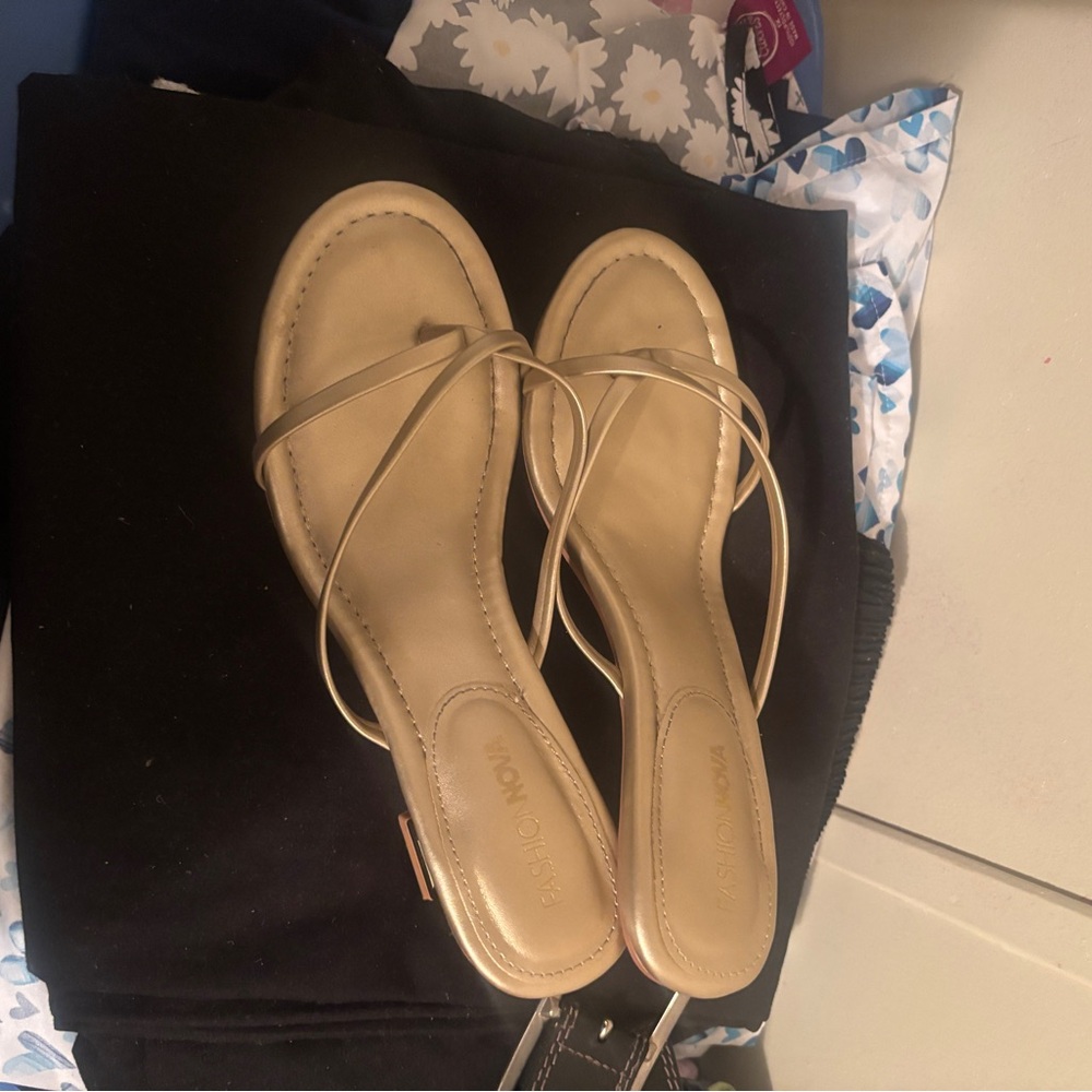 Fashion Nova Tan Sandals size 8 Gold